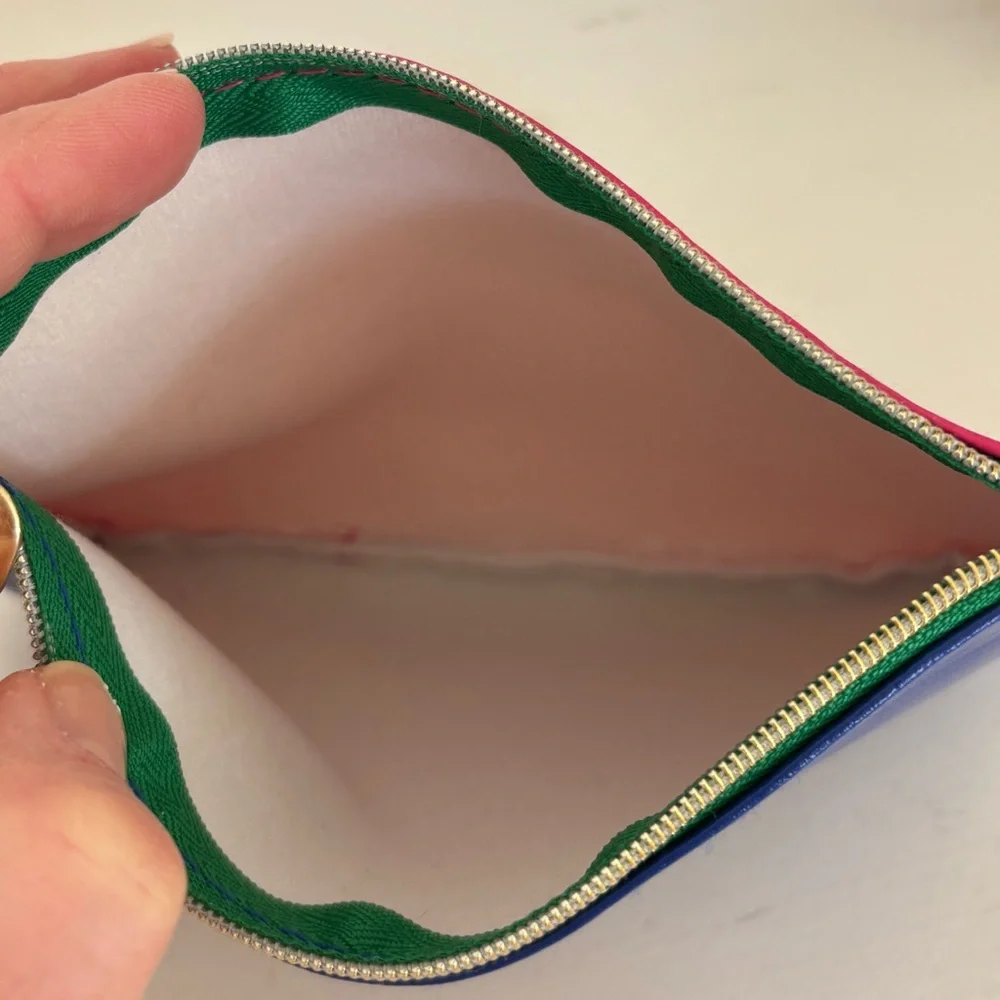 IPSY Stuffed Cosmetic Bag Over $60 Value IPSY + Marc Jacobs + Burt’s Bees